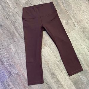 Wunder Under High Rise Crop